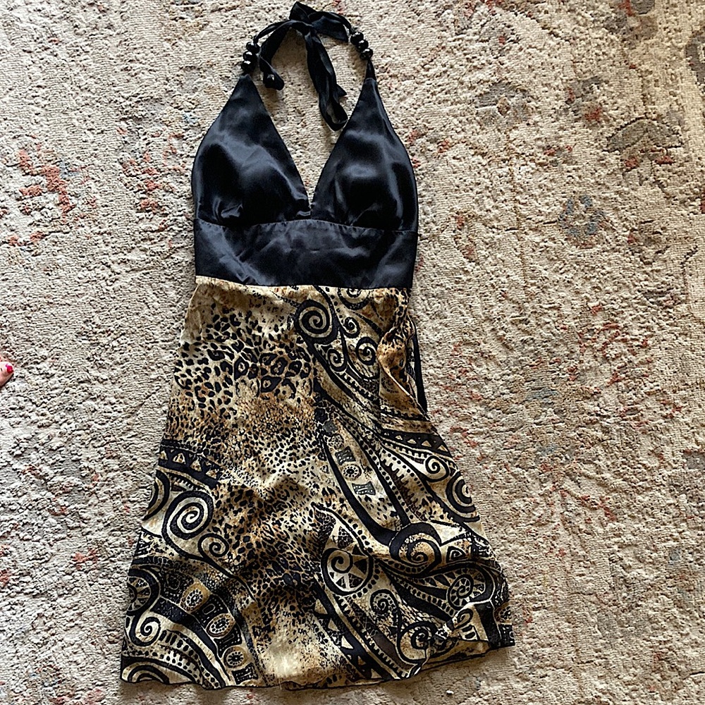 Single Dress Brand 100% Silk open back halter dress (size M)